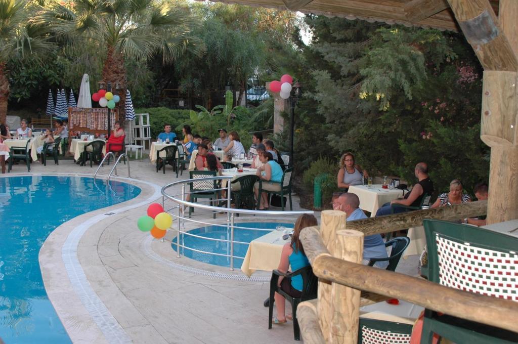 Hera Otel Side