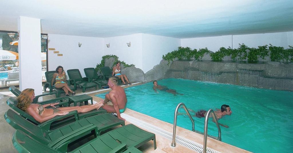 Hera Otel 2*